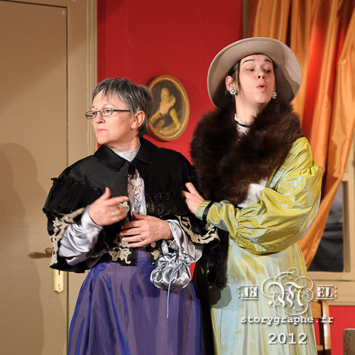 Tailleur pour dames_La générale.